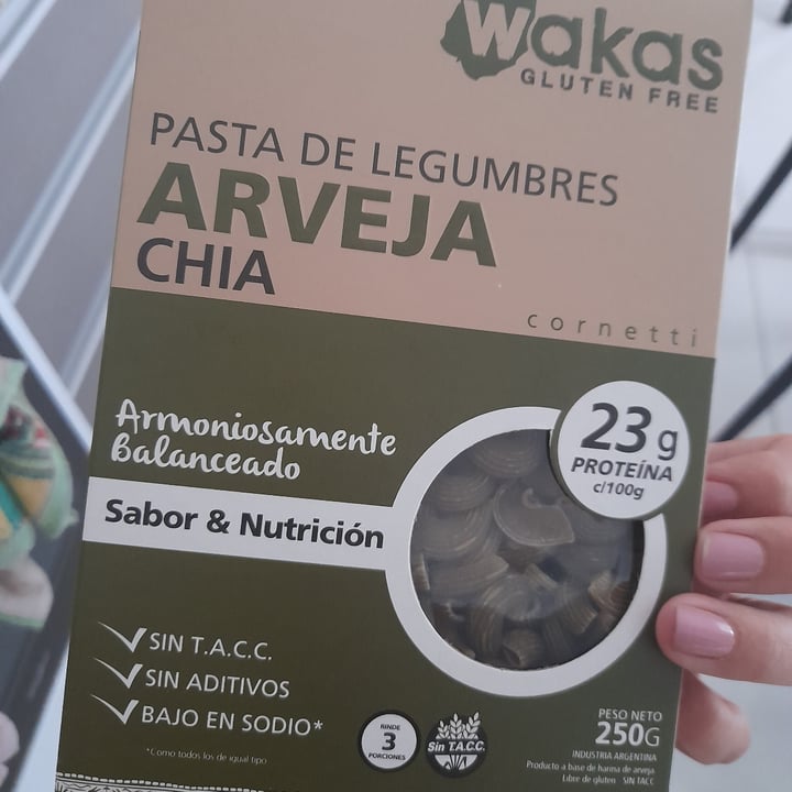 photo of Wakas Pasta de Legumbres Arvejas y Chia shared by @beluda on  21 Mar 2022 - review