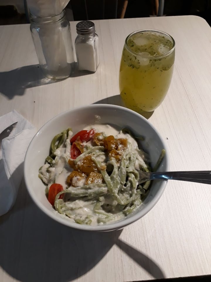 photo of Vica (Delivery Only) Pasta de Espinaca con Salsa de Castañas de Cajú shared by @alisonbrkt on  16 Mar 2020 - review