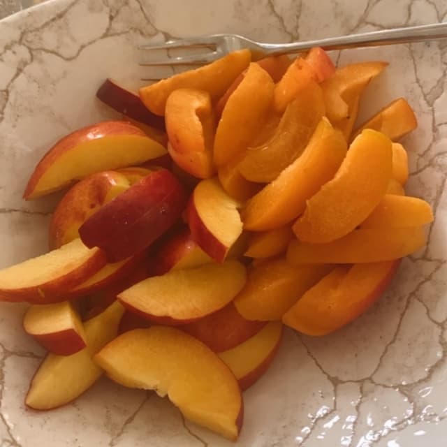 菜肴“macedonia di frutta fresca di stagione”的照片