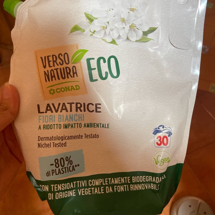 photo of Verso Natura Eco Conad Lavatrice Fiori Bianchi shared by @martinabernardi on  18 Aug 2022 - review