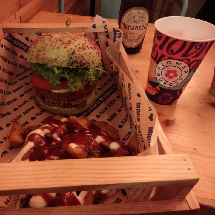 photo of Flower Burger Elf burger shared by @pugliano on  12 Feb 2022 - review