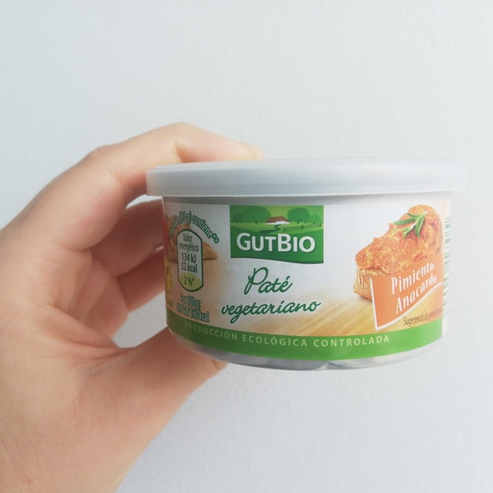 photo of GutBio Paté Vegetariano Pimiento y Anacardo shared by @crastleveg on  31 Jan 2021 - review