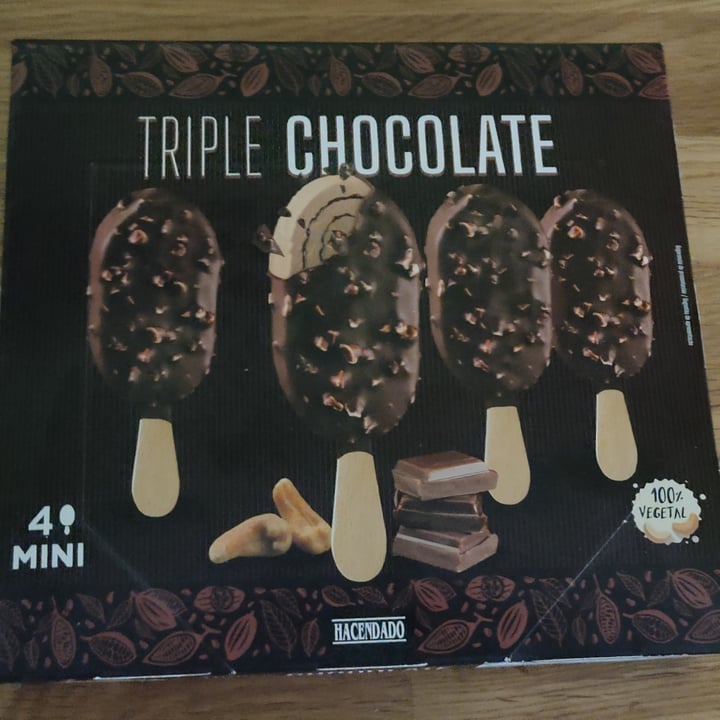 photo of Hacendado Triple Chocolate shared by @maryveganaperdy on  06 Jun 2022 - review