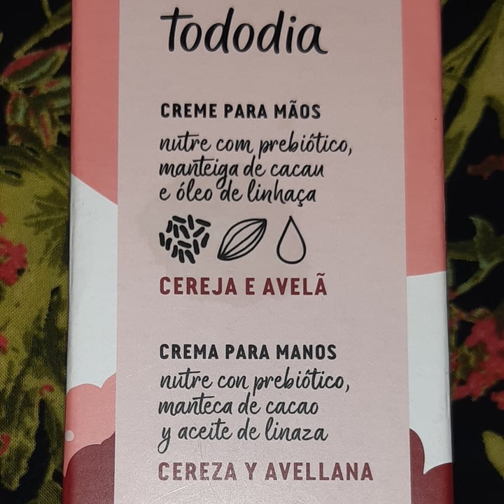 photo of Natura Crema para manos, Cereza Y Avellana shared by @rodriguezbrem on  16 Apr 2021 - review