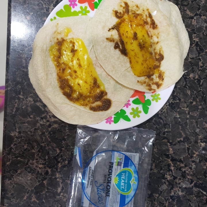 photo of Follow Your Heart Provolone Slices Cheese shared by @pauchahin on  30 Jul 2020 - review