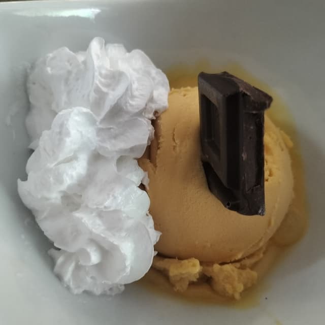 Photo of the dish “Helado de mango”