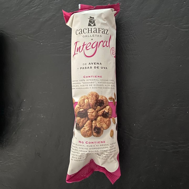 photo of Cachafaz Galletas Integral de Granola con Avena, Almendra y Mani shared by @jmtn on  18 Feb 2021 - review