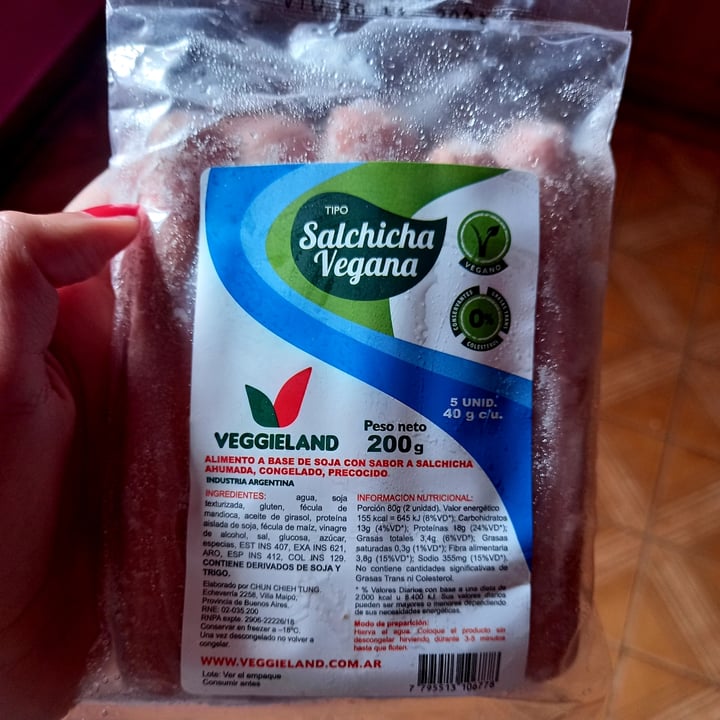 photo of Veggieland Salchichas Veganas shared by @lucianag on  08 Jun 2021 - review