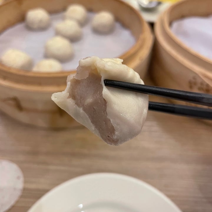 photo of Din Tai Fung Great World City Branch Steamed Yam Xiao Long Bao shared by @applepancakes on  24 Nov 2020 - review