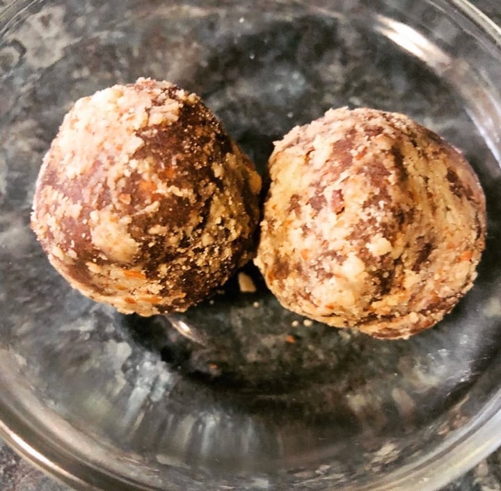 photo of Rush Nutri Balls shared by @theveganvamps on  06 Apr 2020 - review