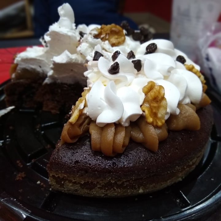 photo of Postres Veganos Almacén Torta Brownie shared by @antiespecistaszs on  25 Oct 2020 - review