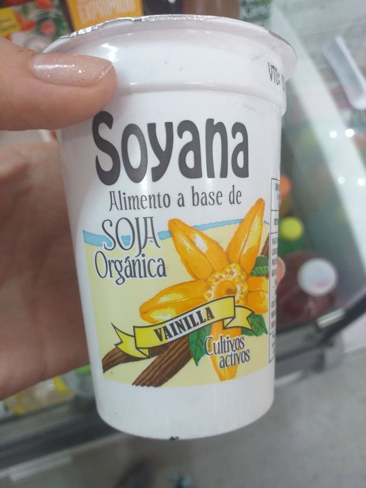 photo of Soyana Yogurt a Base de Soja sabor Frutilla shared by @reginam on  02 Dec 2019 - review
