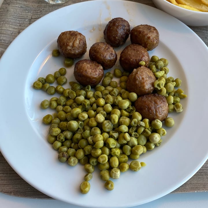 photo of IKEA Turin Polpette vegane shared by @adadoglia on  07 Dec 2022 - review