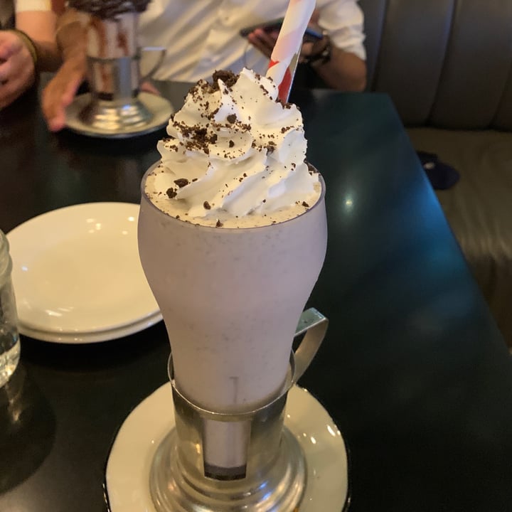photo of Black Tap Singapore veganized oreo cookies and cream classic shake shared by @proviv on  09 Mar 2021 - review