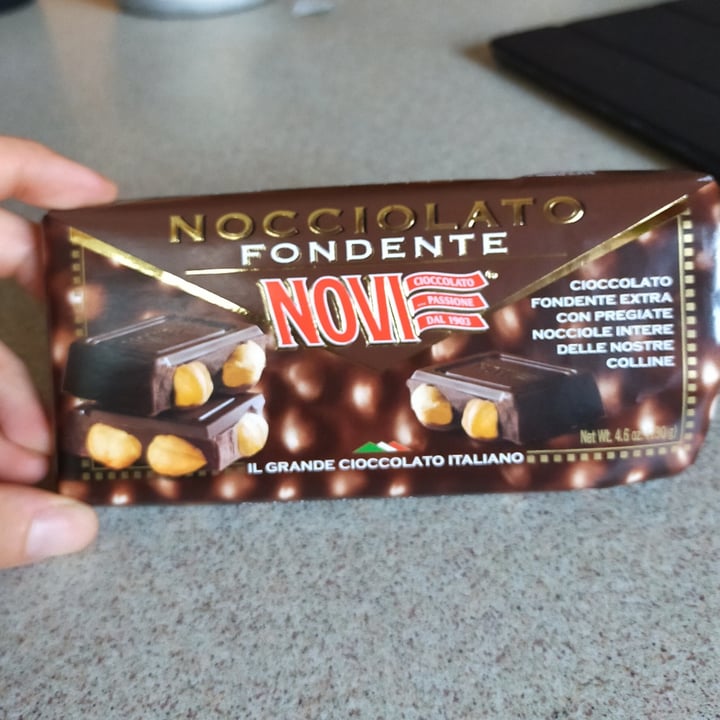 photo of Novi Cioccolato fondente extra con nocciole intere shared by @larabeans on  23 Nov 2021 - review
