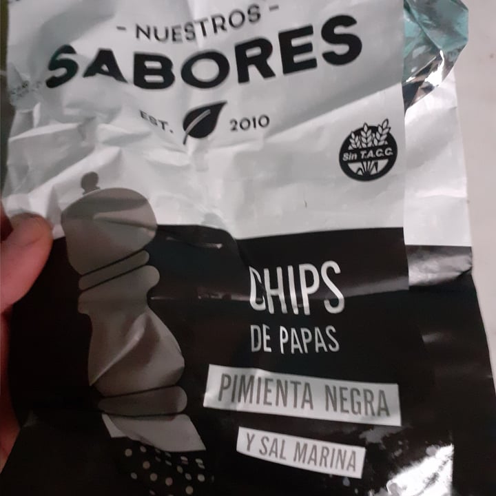 photo of Nuestros Sabores Chips de papas, pimienta y sal marina shared by @unmarcianovegano on  11 Oct 2020 - review