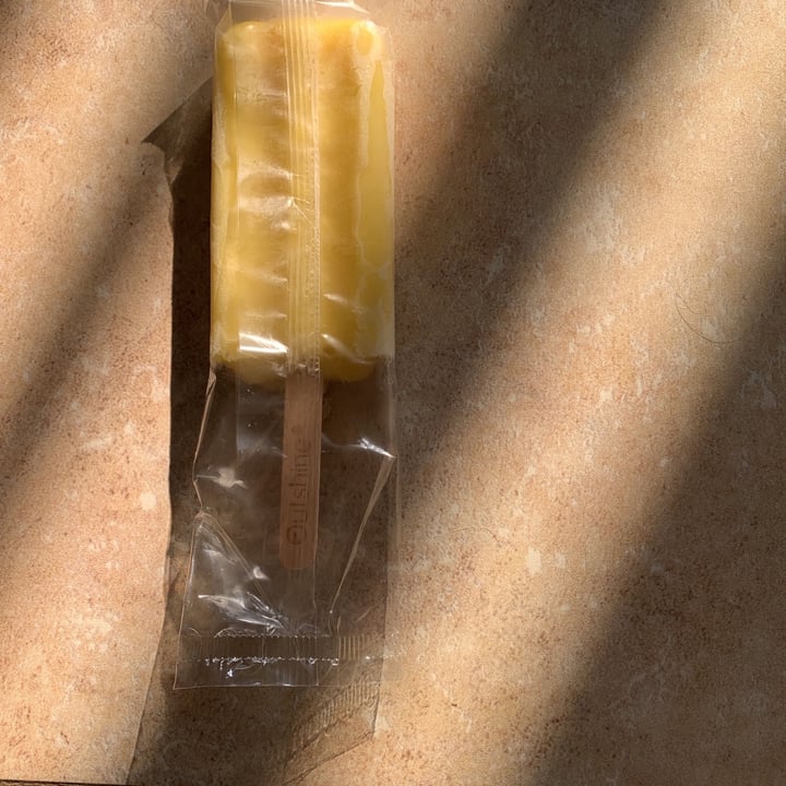 photo of Outshine Pineapple Fruit Bar shared by @plantbasedpower1 on  21 Jul 2021 - review