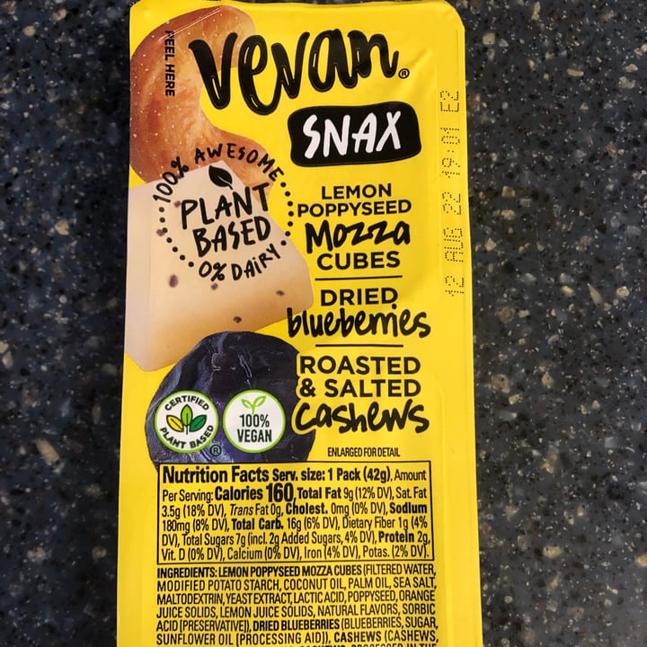 photo of Vevan snack pack shared by @lstem on  25 Jul 2022 - review