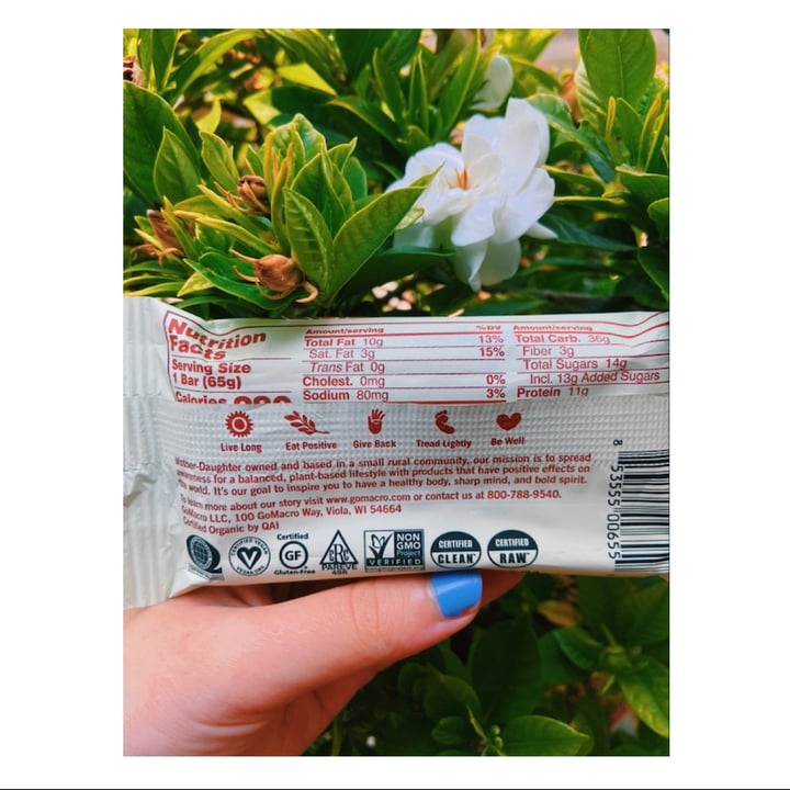 review photo of GoMacro Smooth Sanctuary Double Chocolate + Peanut Butter Chips shared by @groovyjunebug on 06 Aug 2021 - review