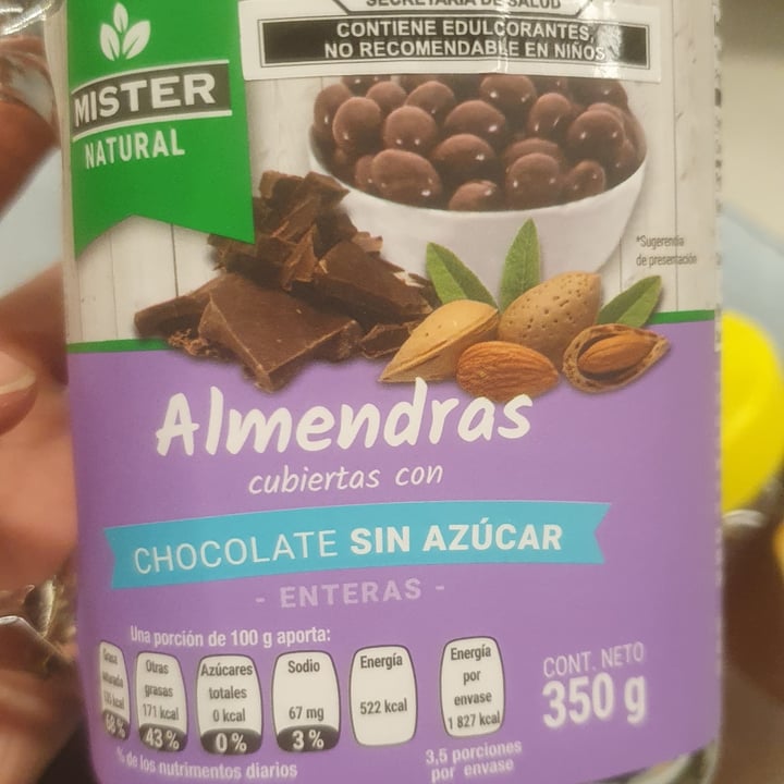 photo of Mister natural Almendras Con Chía Cubiertas De Chocolate shared by @elienaiflores on  18 Apr 2021 - review