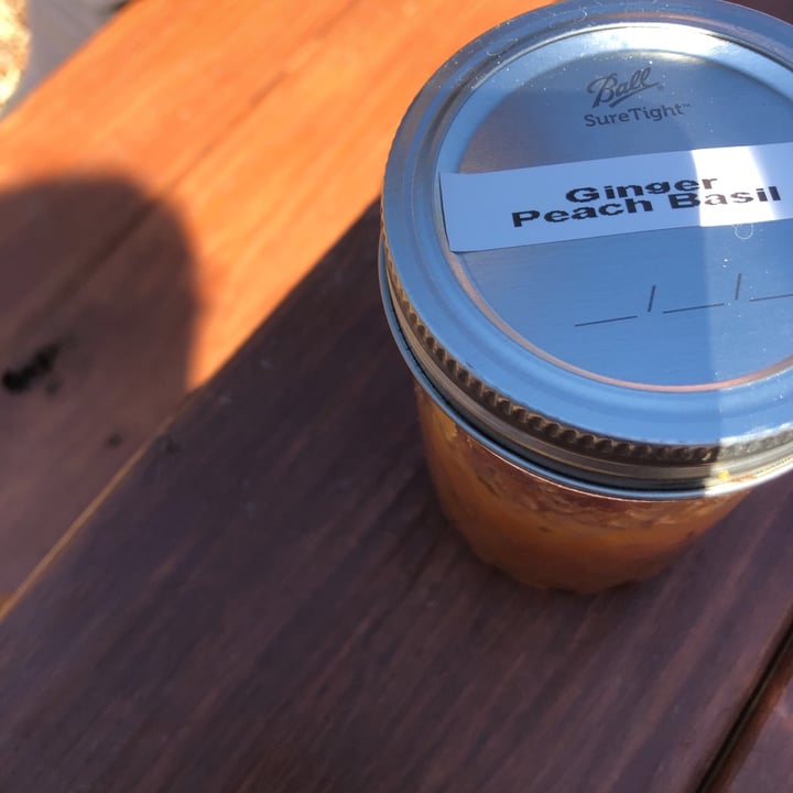 photo of Vegan By Dani Ginger Peach Basil Jam shared by @lamanna on  13 Mar 2021 - review