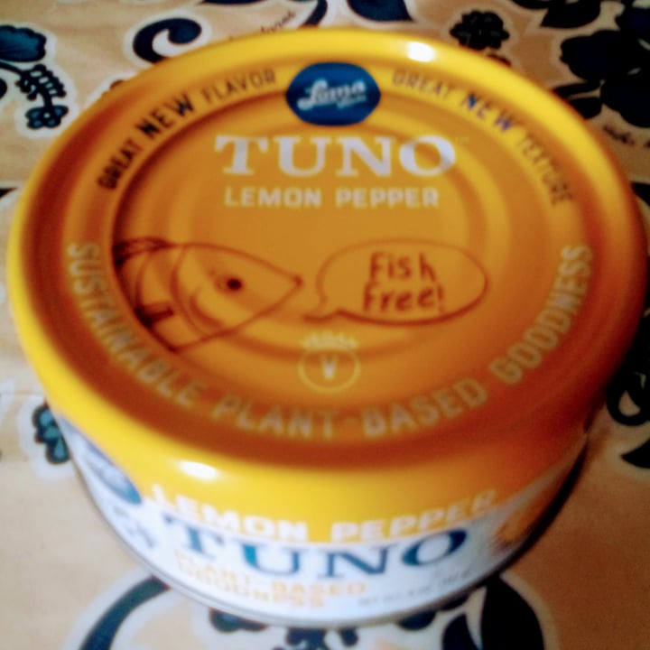 photo of Loma Linda Tuno Lemon Pepper shared by @feelideal on  18 Oct 2022 - review