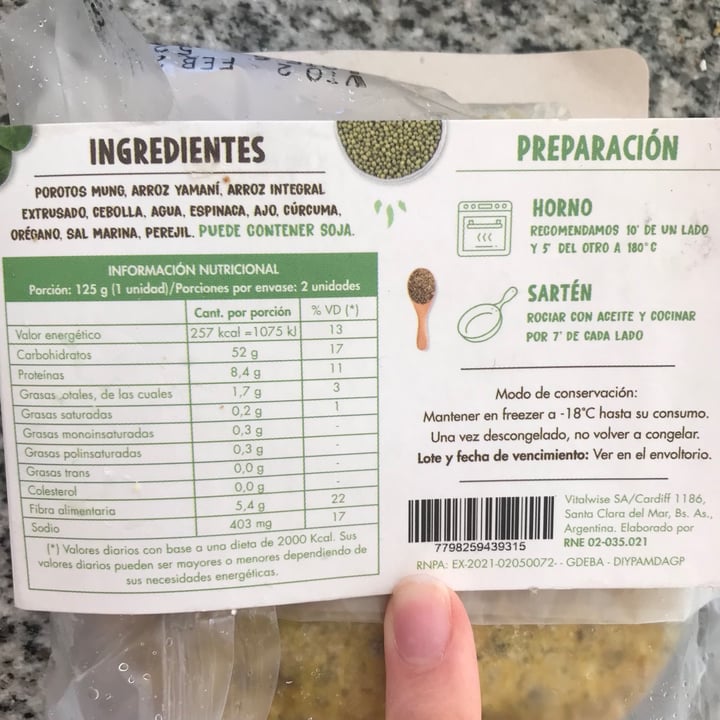 review photo of Veg Abundancia Medallones de porotos mung y espinaca shared by @alegibert on 30 Jul 2021 - review