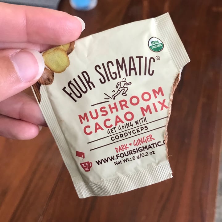 photo of Four Sigmatic Mushroom Cacao Mix shared by @curvycarbivore on  29 Jun 2020 - review