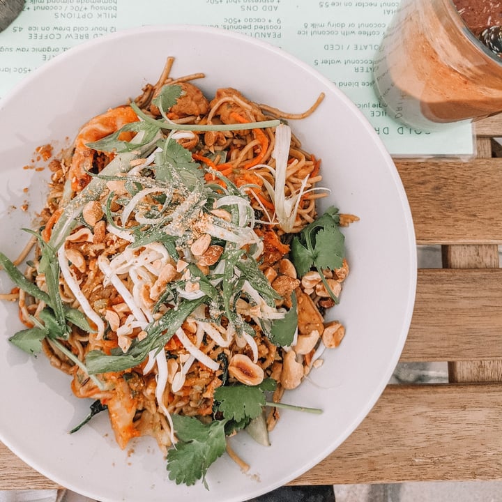 photo of Momo Wholefood Tempeh Soba Noodles shared by @byrachelholt on  17 Aug 2020 - review