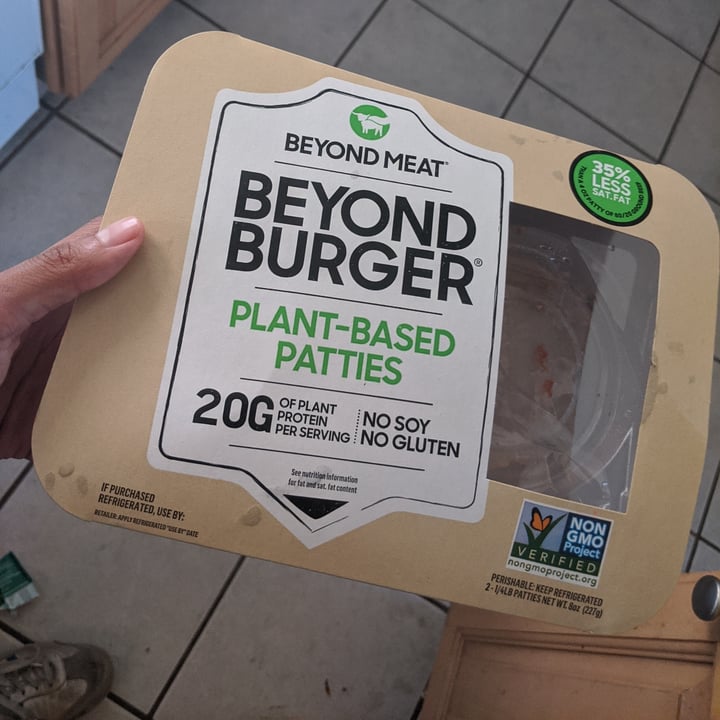 photo of Beyond Meat Beyond Burger Plant-Based Patties shared by @polimana on  07 Oct 2020 - review