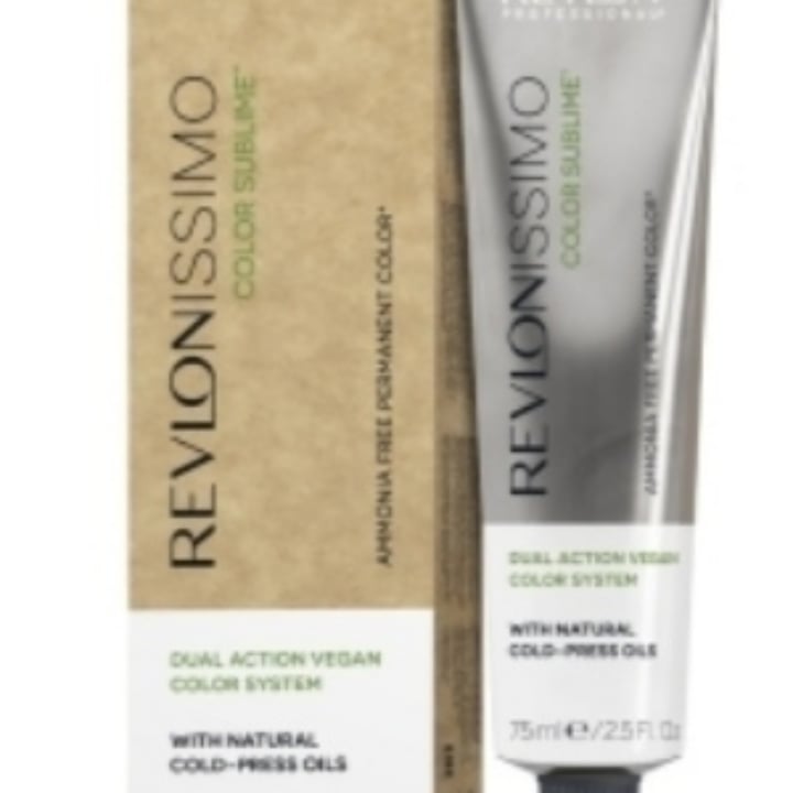photo of teint hair Revlon Teint Vegan shared by @marimammone on  17 May 2022 - review