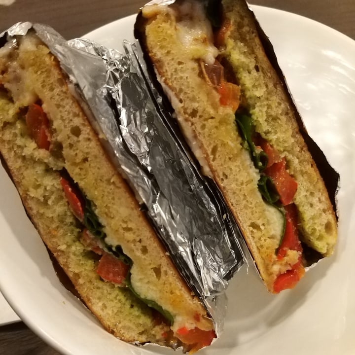 photo of Everyday Vegan Cafe Classic mozzarella pesto panini shared by @darkchocoholic on  25 Nov 2021 - review