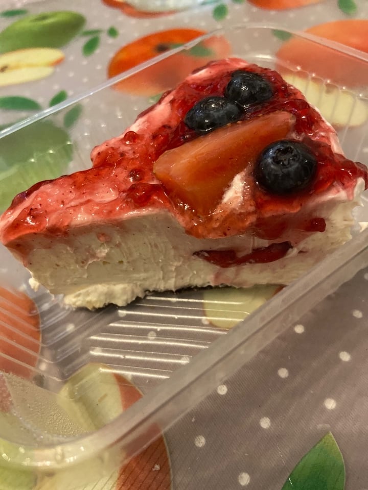 photo of Disidente Pastelería Vegana Cheesecake shared by @lunaishihara on  08 Feb 2020 - review