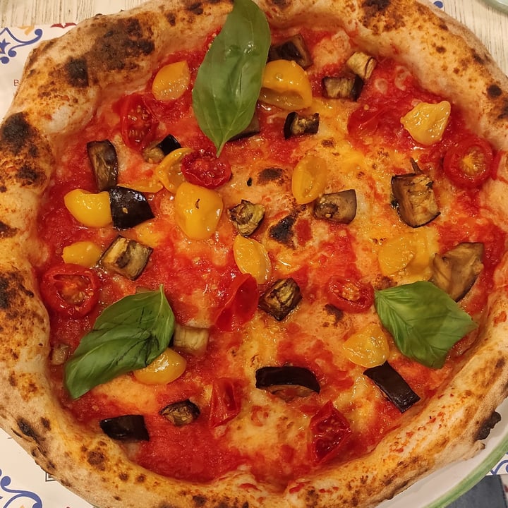 photo of Pizzium - Bologna Pizza con melanzane e pomodorini shared by @aureliano on  13 Mar 2022 - review
