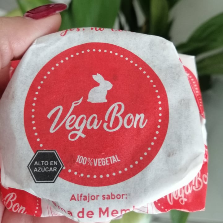 review photo of Vega Bon Alfajor de Membrillo shared by @stephii on 20 Feb 2021 - review