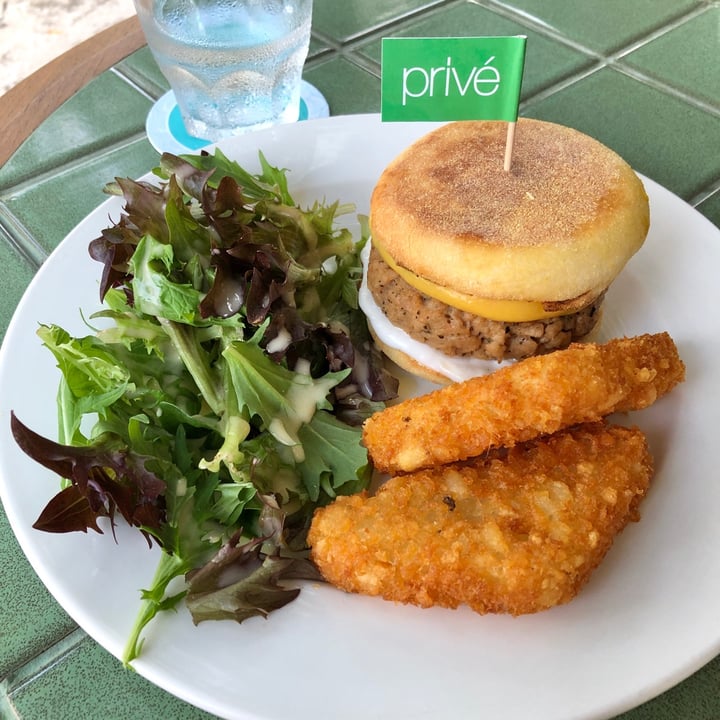 photo of Privé Tiong Bahru Prive Sausage Muffin shared by @katherinegloria on  29 Jan 2022 - review
