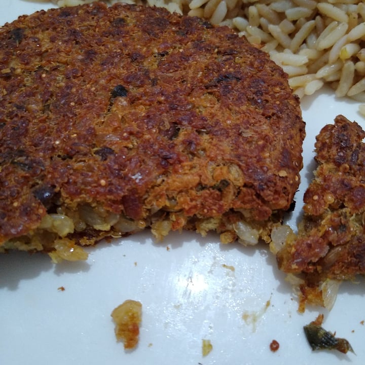 photo of Nutree Medallones de Quinoa Lentil con Lenteja, Puerro y Zanahoria shared by @madmadalice on  25 May 2020 - review