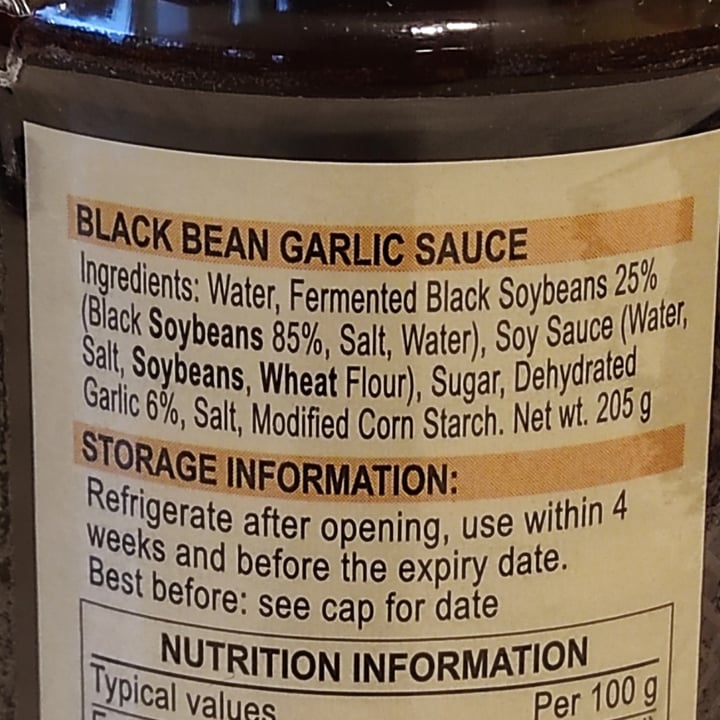 photo of Lee Kum Kee Black bean garlic sauce shared by @tuscanvegan on  04 Jan 2022 - review