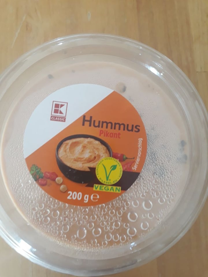 photo of Kaufland Hummus pikant shared by @elisa9900 on  08 Apr 2020 - review