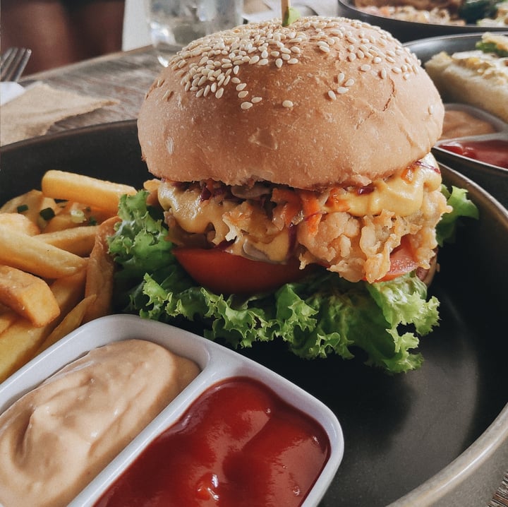 photo of The Sloth cheesy vegan fried chicken burger shared by @humanimal on  21 Sep 2020 - review
