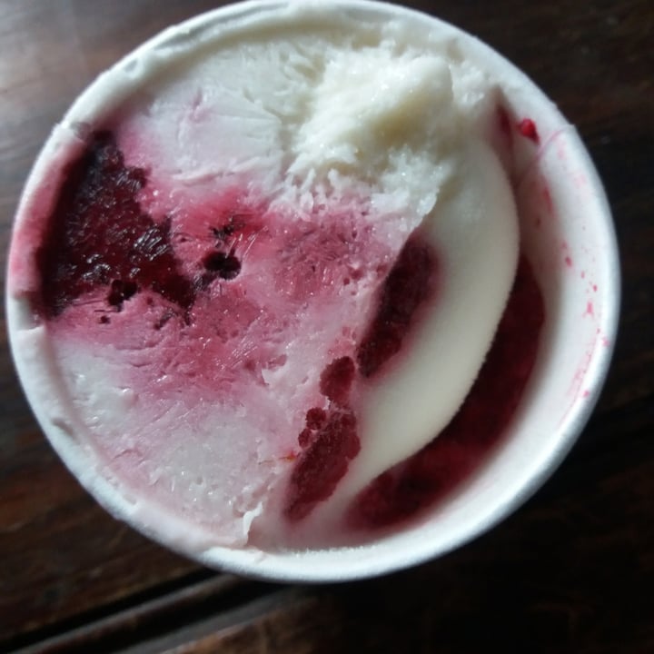 photo of Haulani Helado de Chocolate Blanco y Frambuesas shared by @seamosuvoz on  15 Oct 2022 - review