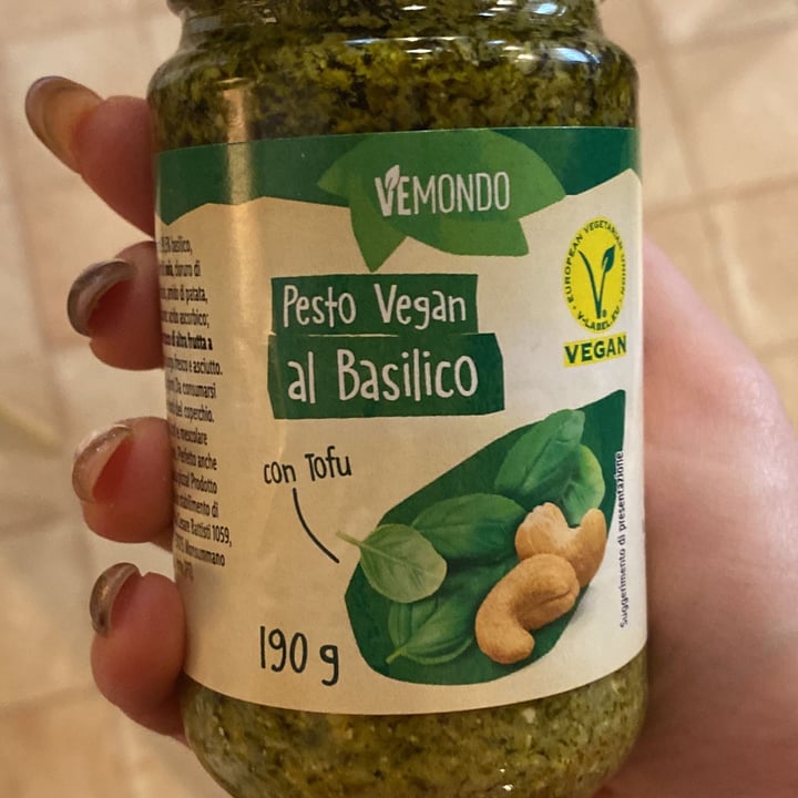 photo of Vemondo Vegan pesto alla Genovese shared by @dianas on  25 Jan 2022 - review