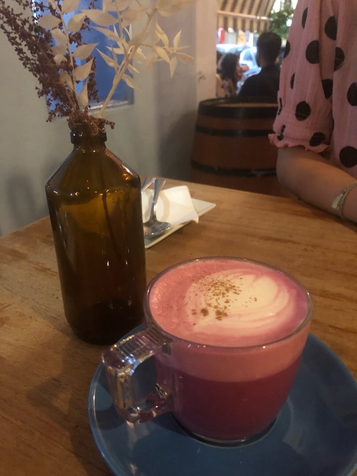 photo of Afterglow By Anglow Pink Soy Latte shared by @delphinesupanya on  02 Oct 2019 - review