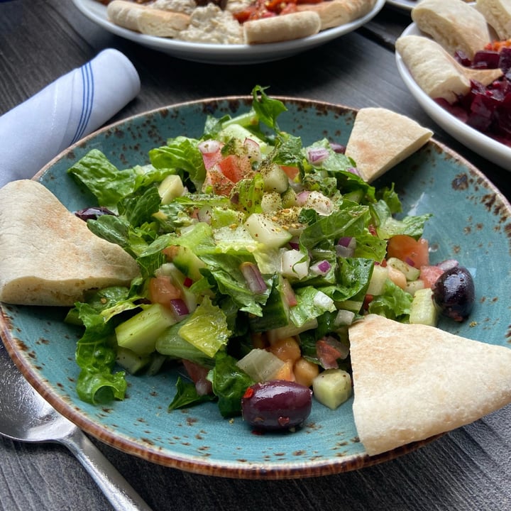 photo of Mémé Mediterranean Mémé Chopped Salad shared by @ilovegoats on  11 Oct 2022 - review