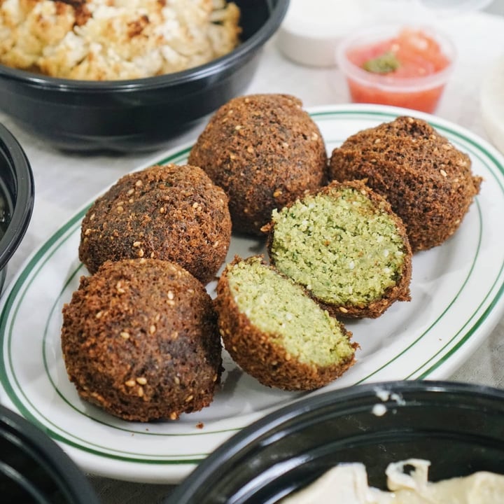 review photo of Hummus Bangkok Hummus Avocado shared by @planv on 09 Sep 2021 - review