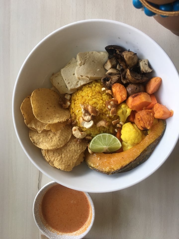 photo of La Juiceria Superfoods Signature Buddha bowl shared by @spveg on  05 Nov 2019 - review