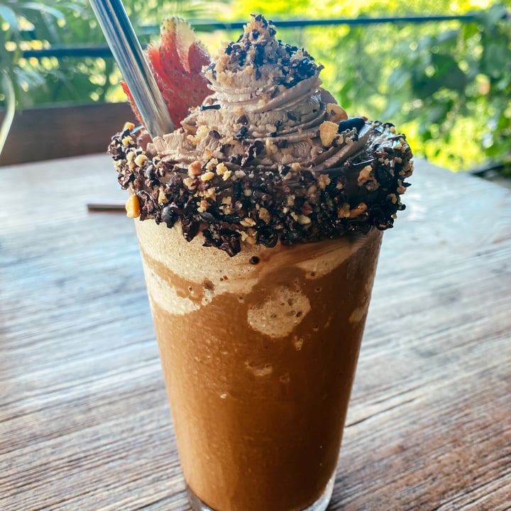 photo of Zest Ubud Iced Mocha Frappé shared by @ezgis-essentials on  10 Sep 2020 - review