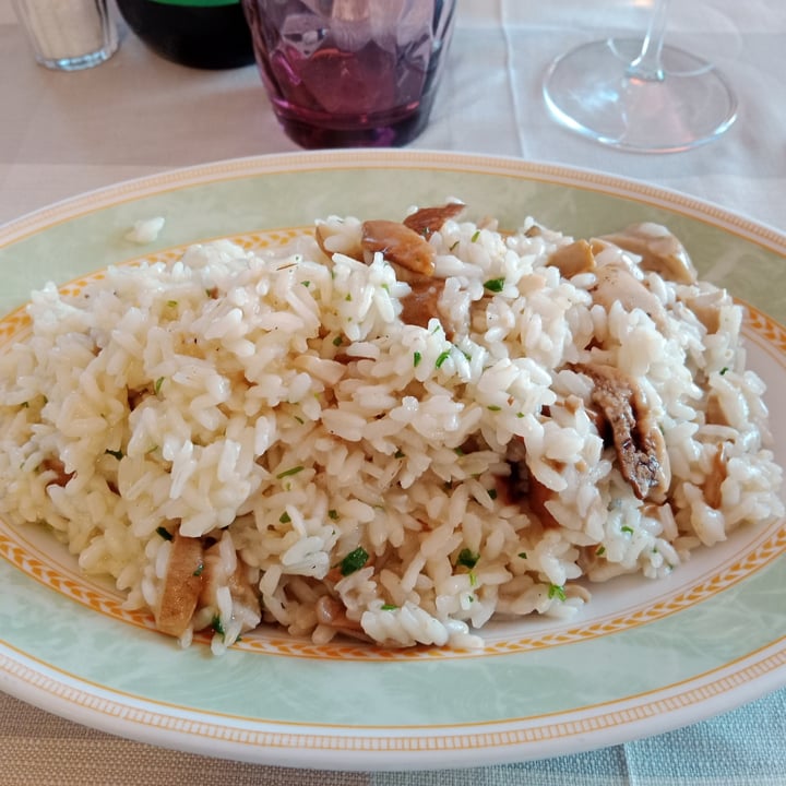 photo of Ristorante King Rose Risotto con funghi shared by @francescaglad7 on  26 Mar 2022 - review