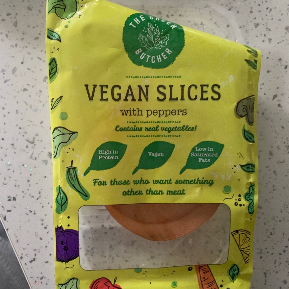 Vegan slices with green pepper