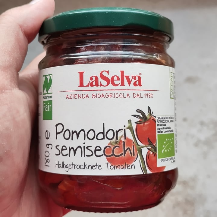 photo of LaSelva Pomodori semisecchi shared by @bluesoul on  10 Sep 2022 - review
